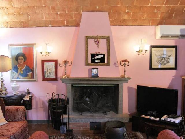 Villa Indipendente in vendita a San Giuliano Terme, Toscana