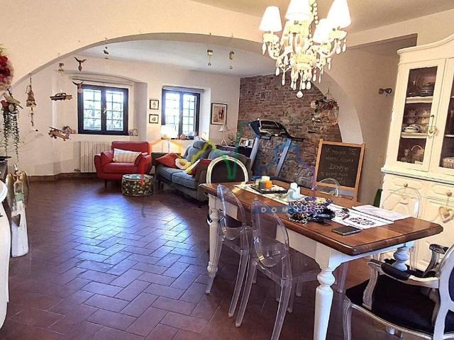 Villa Indipendente in vendita a San Giuliano Terme, Toscana