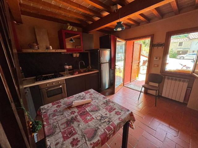 Villa Indipendente in vendita a Asciano, San Giuliano Terme