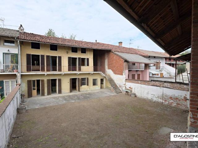 Villa Indipendente in vendita a San Giusto Canavese, Torino