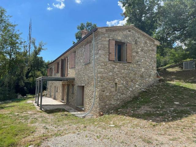 Villa Indipendente in vendita a Unione di comuni Valmarecchia, San Leo