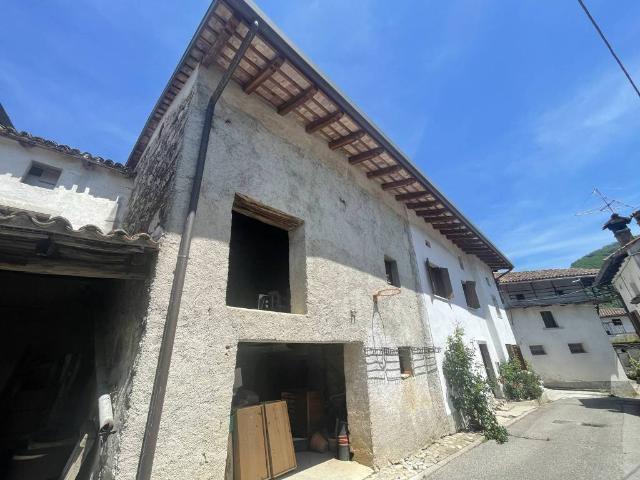 Villa Indipendente in vendita a San Leonardo, Friuli-Venezia Giulia