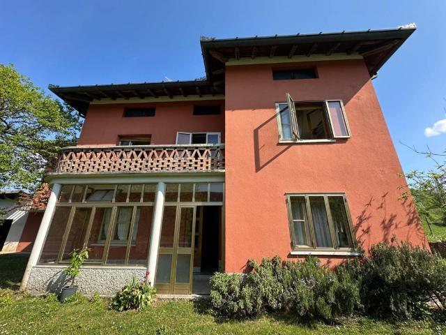 Villa Indipendente in vendita a San Leonardo, Friuli-Venezia Giulia