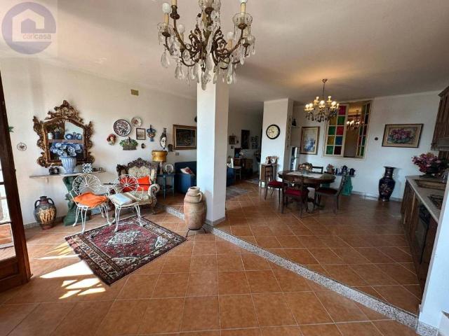 Villa Indipendente in vendita a San Lorenzo Al Mare, Liguria