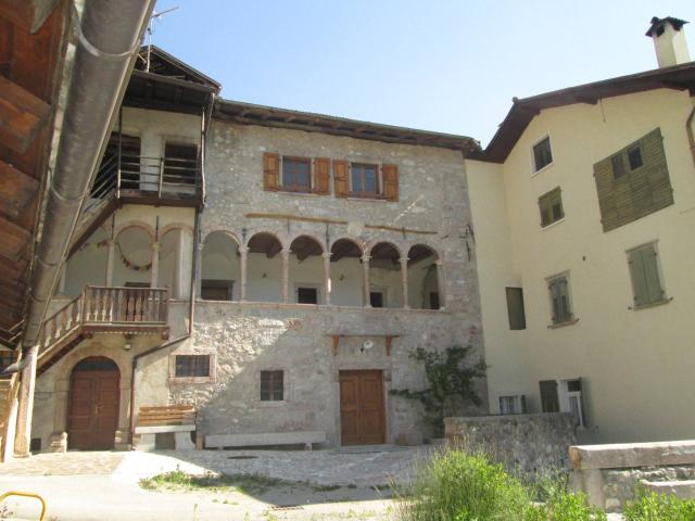 Villa Indipendente in vendita a Comunità delle Giudicarie, Dorsino