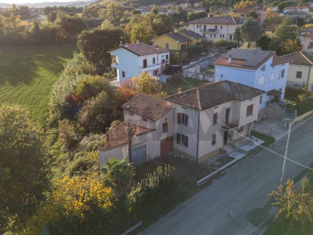 Villa Indipendente in vendita a Marche, Pesaro E Urbino