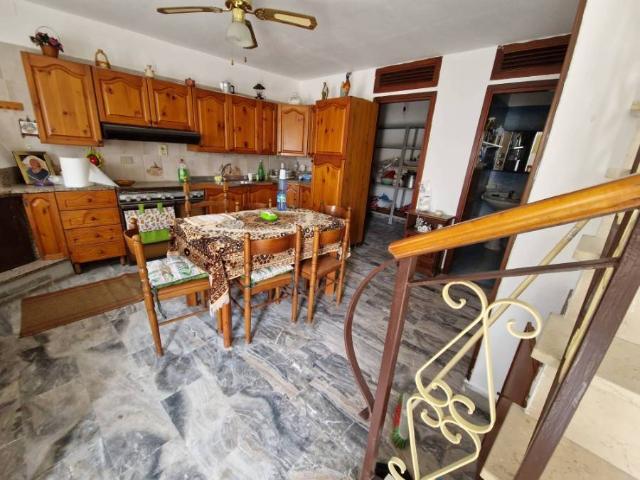 Villa Indipendente in vendita a Calabria, Reggio Calabria
