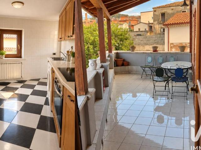 Villa Indipendente in vendita a San Lucido, Cosenza