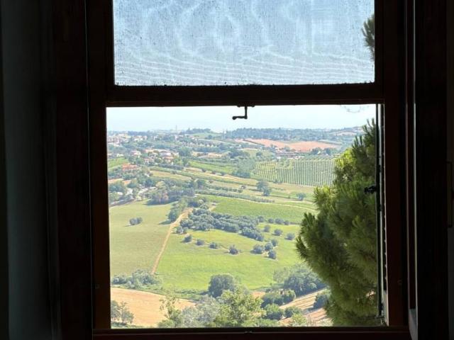 Villa Indipendente in vendita a Marche, Ancona