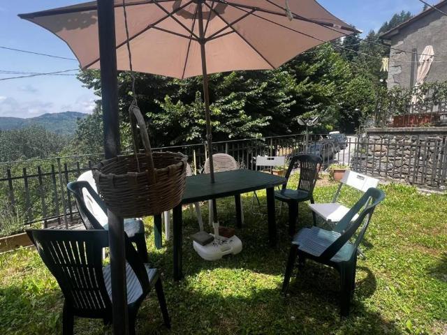 Villa Indipendente in vendita a Piteglio, Pistoia