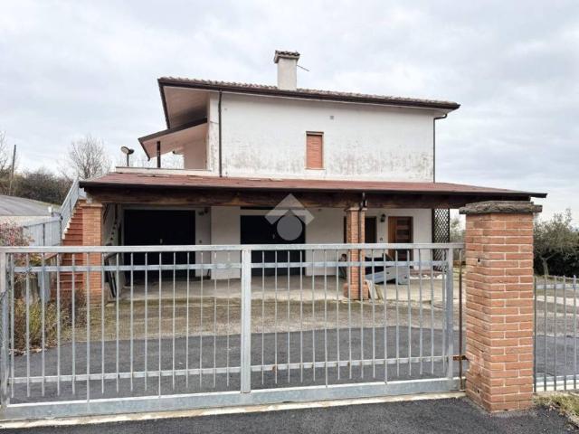 Villa Indipendente in vendita a Acquaviva