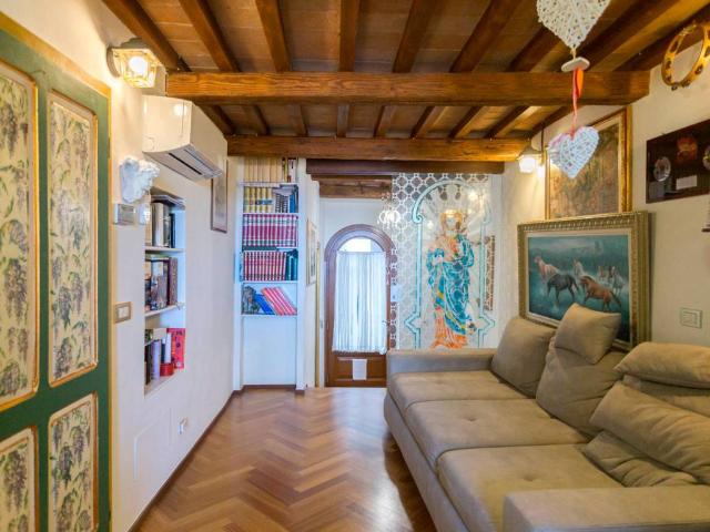Villa Indipendente in vendita a Borgo Maggiore