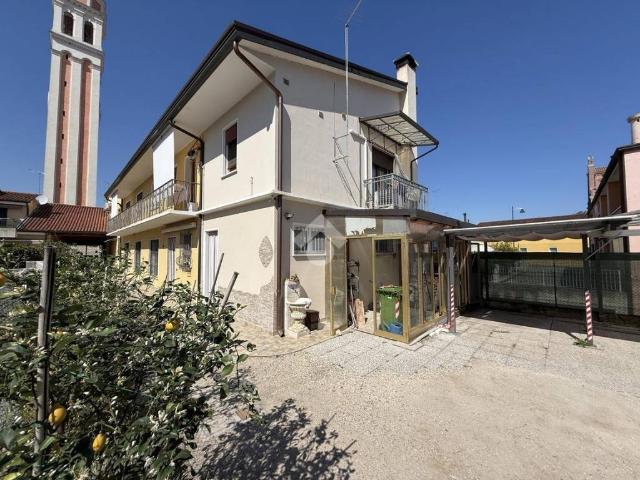 Villa Indipendente in vendita a San Martino Di Lupari, Veneto