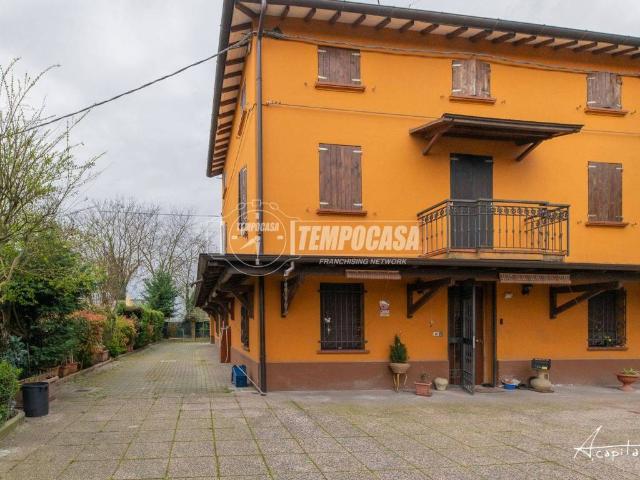 Villa Indipendente in vendita a Pianura Reggiana, Re