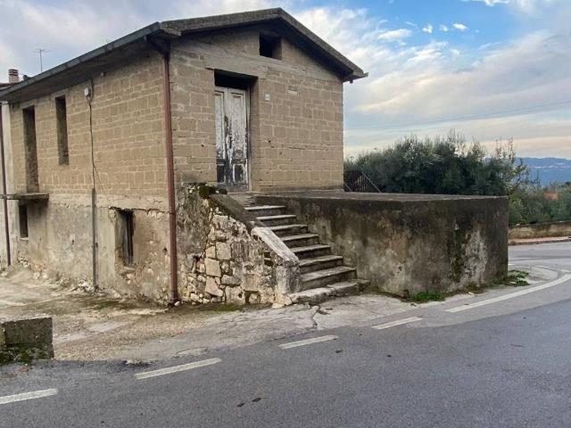 Villa Indipendente in vendita a San Martino Valle, Campania