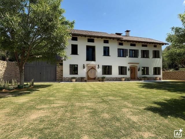 Villa Indipendente in vendita a Piemonte, Asti