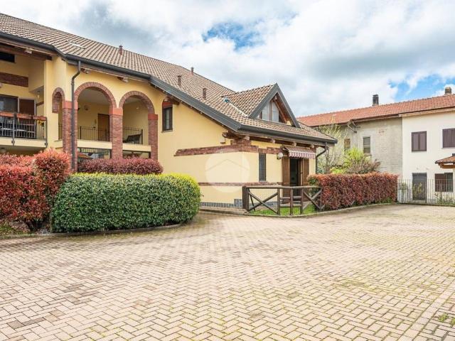 Villa Indipendente in vendita a Borgata Colombretto, Piemonte