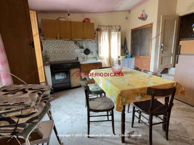 Villa Indipendente in vendita a San Mauro Castelverde, Sicilia