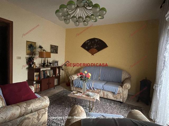 Villa Indipendente in vendita a San Mauro Castelverde, Sicilia