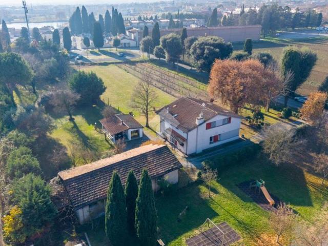 Villa Indipendente in vendita a San Mauro Pascoli, Reggio Emilia