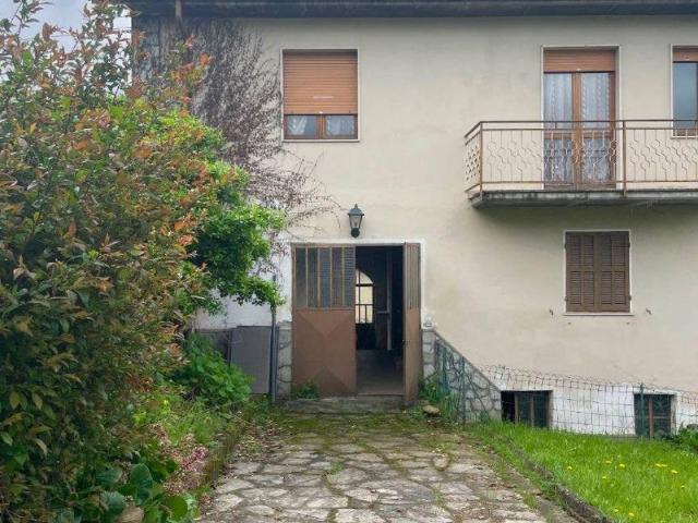 Villa Indipendente in vendita a Piemonte, Cuneo