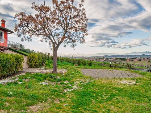 Villa Indipendente in vendita a La Scala, San Miniato
