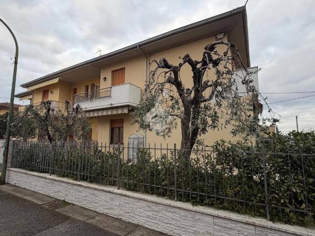 Villa Indipendente in vendita a La Scala, San Miniato