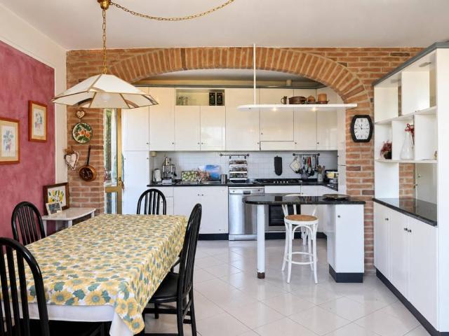 Villa Indipendente in vendita a La Scala, San Miniato