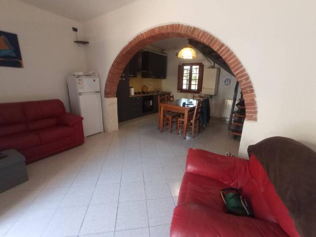 Villa Indipendente in vendita a Molino d'Egola, San Miniato