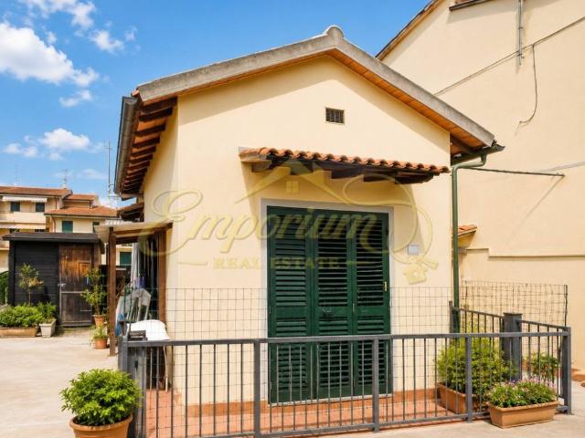 Villa Indipendente in vendita a Molino d'Egola, San Miniato