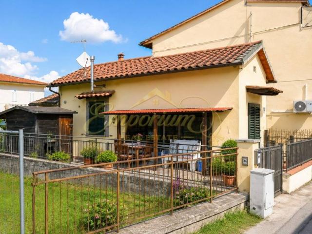 Villa Indipendente in vendita a Molino d'Egola, San Miniato