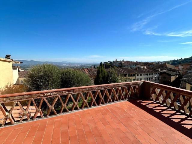 Villa Indipendente in vendita a La Scala, San Miniato