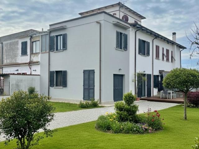 Villa Indipendente in vendita a San Miniato, Toscana
