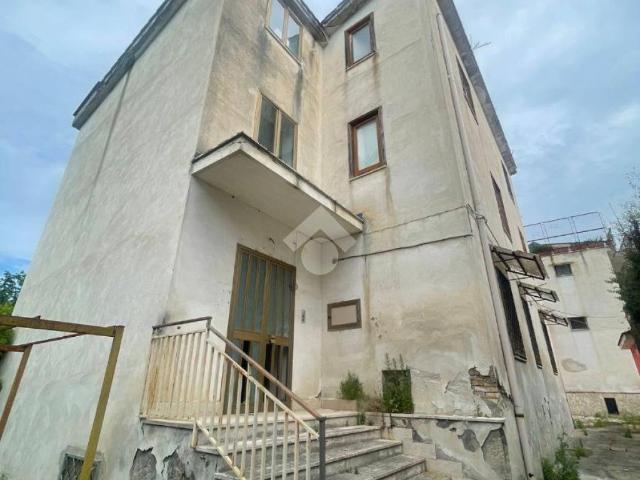 Villa Indipendente in vendita a San Paolo Bel Sito, Campania
