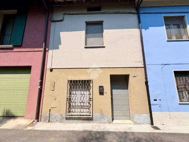 Villa Indipendente in vendita a San Paolo, Lombardia