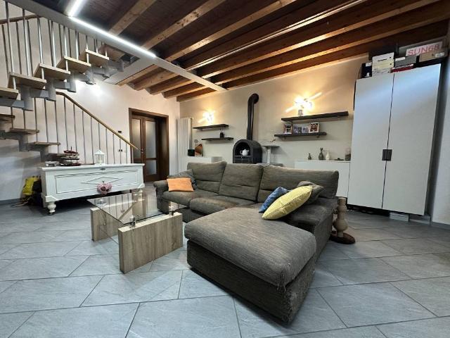Villa Indipendente in vendita a San Paolo, Lombardia