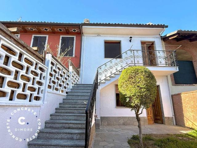 Villa Indipendente in vendita a Piemonte, Asti