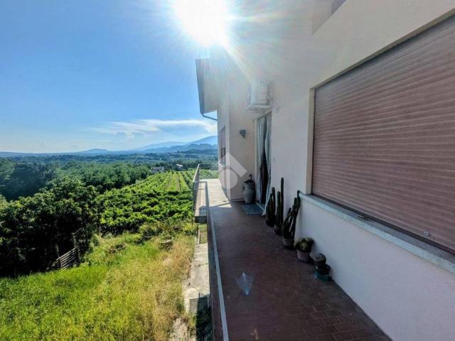 Villa Indipendente in vendita a San Pietro di Feletto, San Pietro Di Feletto
