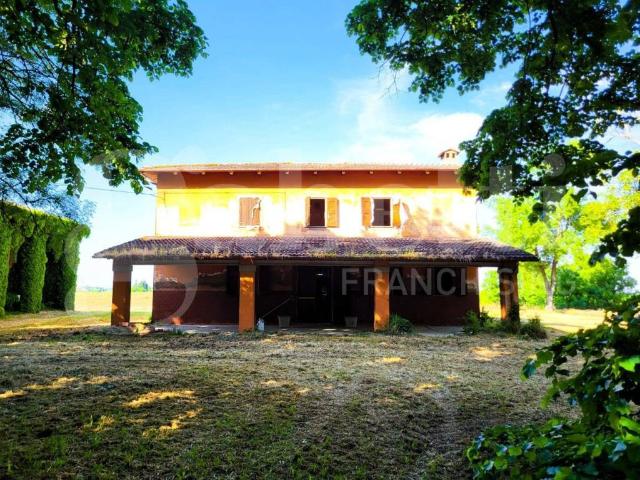 Villa Indipendente in vendita a Unione Reno Galliera, San Pietro In Casale