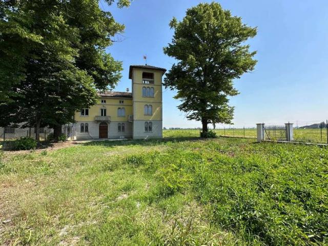 Villa Indipendente in vendita a San Pietro In Cerro, Reggio Emilia