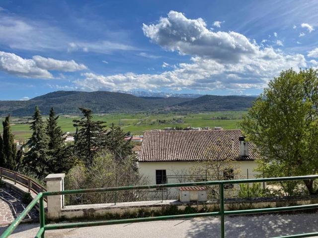 Villa Indipendente in vendita a San Pio Delle Camere, Abruzzo