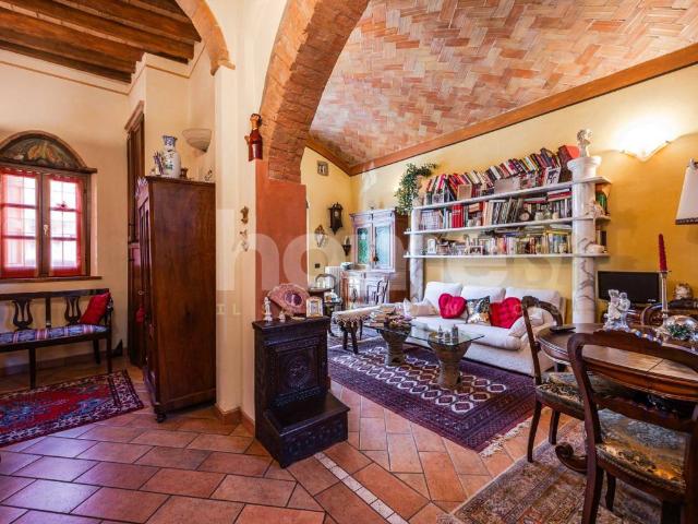Villa Indipendente in vendita a Val d’Enza, Re