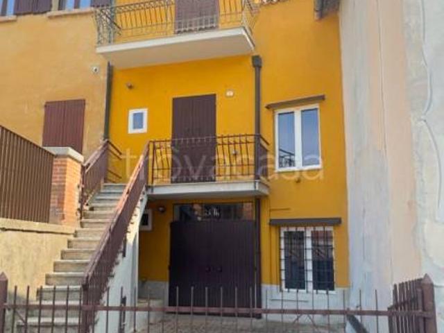 Villa Indipendente in vendita a Val d’Enza, Re