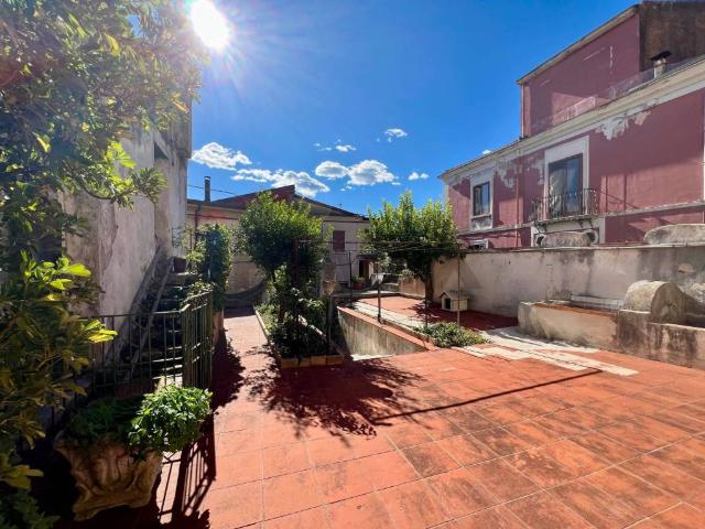 Villa Indipendente in vendita a San Potito Sannitico, Campania