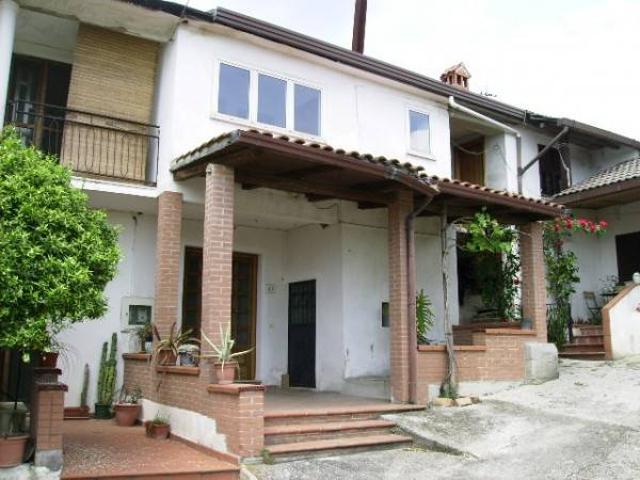 Villa Indipendente in vendita a Piedimonte Matese, Campania