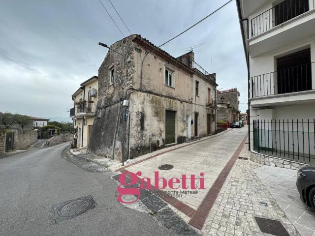 Villa Indipendente in vendita a San Potito Sannitico, Campania