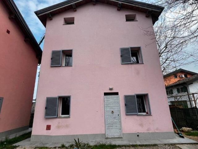 Villa Indipendente in vendita a Unione Comuni Modenesi Area Nord, San Prospero