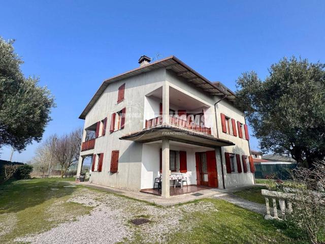 Villa Indipendente in vendita a Unione Comuni Modenesi Area Nord, San Prospero