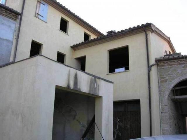 Villa Indipendente in vendita a Marche, Macerata