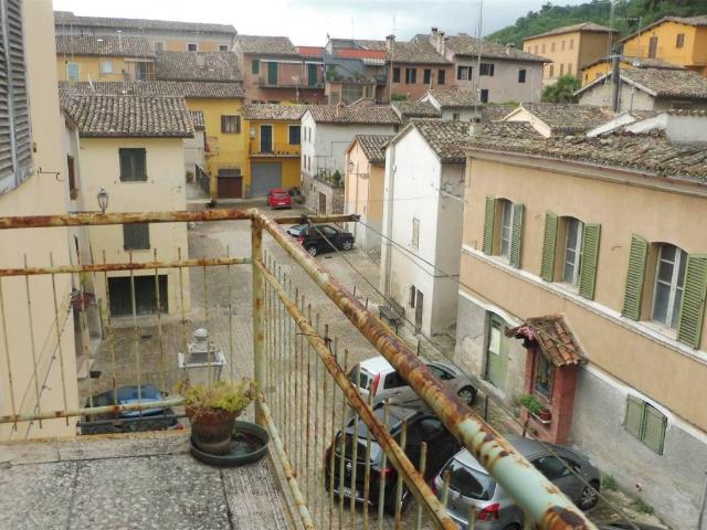 Villa Indipendente in vendita a Castello al Monte, Marche
